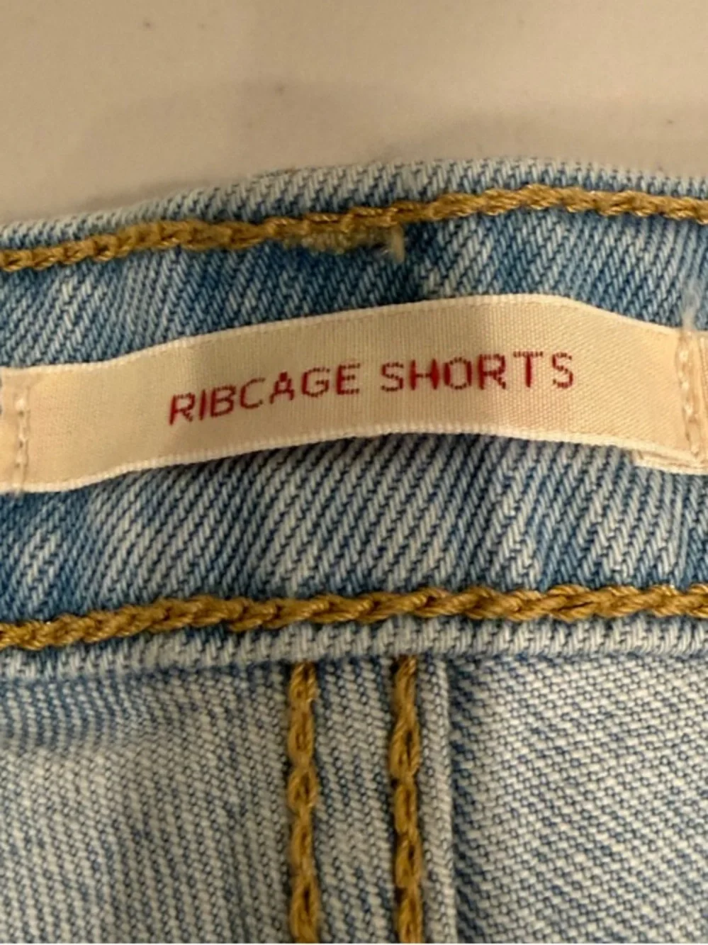 Levi’s Ribcage Shorts Sz 29 | Ultra High Rise Light Wash Distressed Denim - Picture 5 of 9